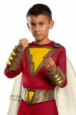 Shazam Belt And Gauntlet Child Set