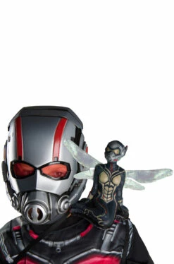 Wasp Shoulder Accessory